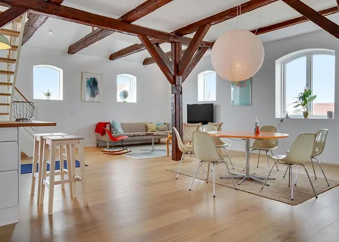 Experience Newly Renovated Сasa de vacaciones Løkken